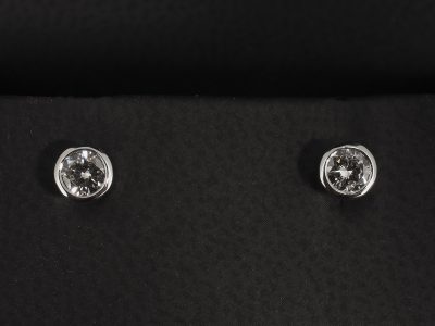 18kt White Gold Rub over Set Diamond Stud Earrings, Round Brilliant Cut Diamonds 0.42ct (2)