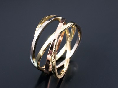 Gents Multi Tone 18kt Yellow White Red and Green Gold Wedding Ring.