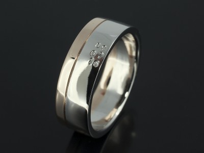 Gents 18kt White and Rose Gold Wedding Ring with Date Stamp Design.