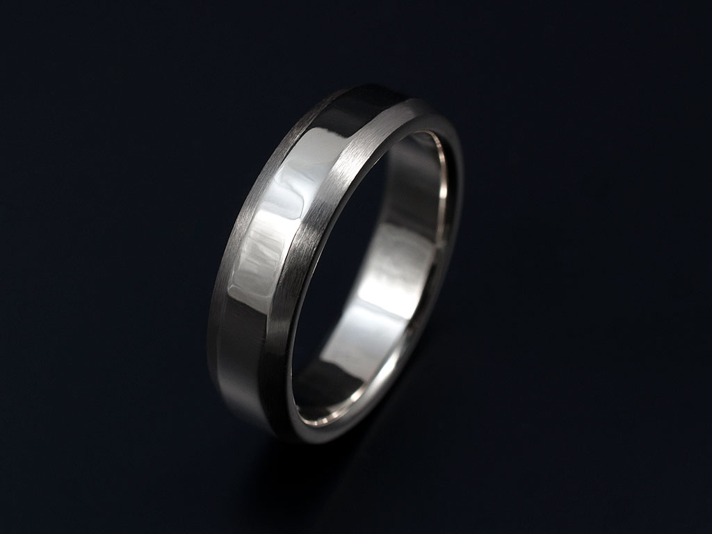 Palladium Gents Wedding Ring 7mm with Chamfered Edges. Polished and ...