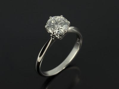 Round Brilliant 1.00ct F Colour SI1 Clarity in a 6 Claw Platinum Classic Solitaire Design.