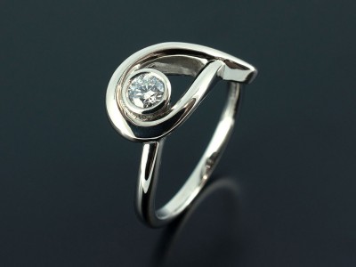 Round Brilliant 0.35ct F Colour VS1 Clarity in a Palladium Swirl Design.