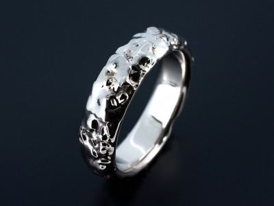 Wedding Ring in 18kt White Gold with Reticulated Uneven Surface.