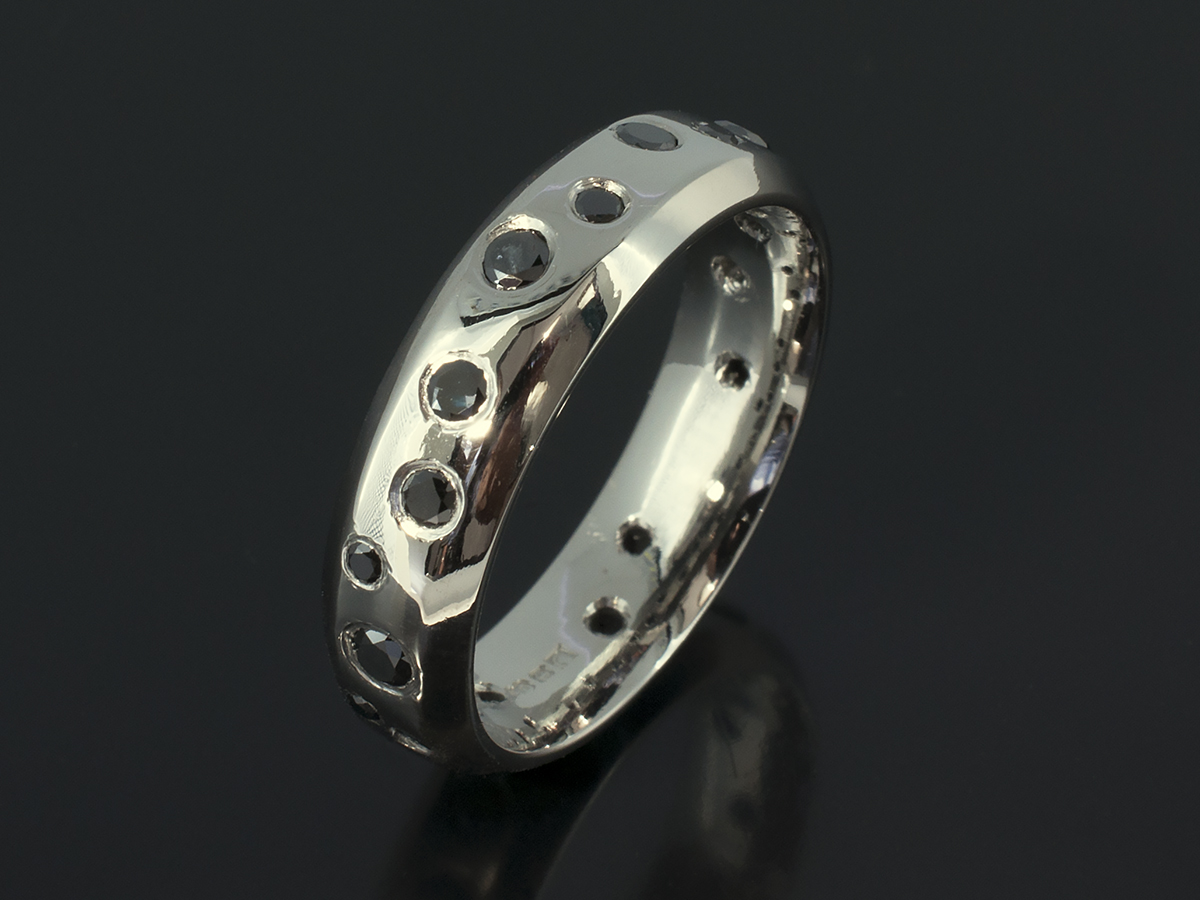 Gents Palladium Wedding Ring Chamfered with Round scatter Black ...