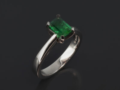 Palladium Claw Set Design Emerald Cut Emerald, 0.92ct