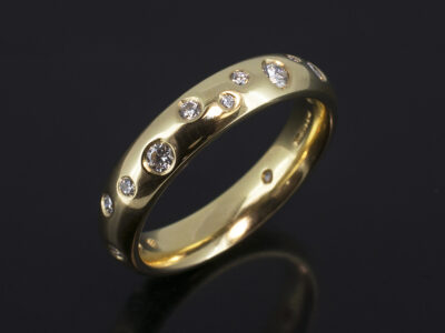 18kt Yellow Gold 4mm Scattered Diamond Design Ladies Ring, Round Brilliant Cut Diamonds, 0.30ct (16). F Colour, VS Clarity Minimum