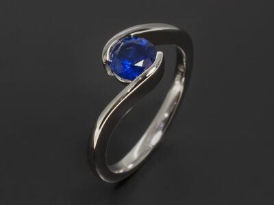 Platinum Part Rub over Solitaire Design Ladies Ring, Round Blue Sapphire 0.93ct