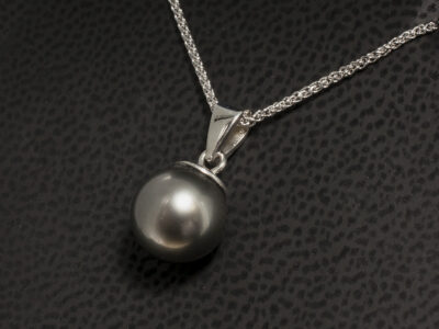 9kt White Gold Solitaire Pearl Drop Pendant, Tahitian Pearl with Single Bale, 9kt White Gold 18 Inch Spiga Chain