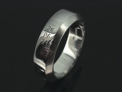 Gents Hinged Wedding Ring, Platinum with offset Chamfered Edge, Date Stamp Detail on Flat Section, 6mm Width