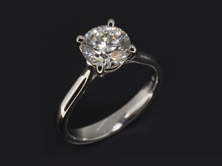 Round Brilliant Cut Diamond Engagement Rings Glasgow, Scotland