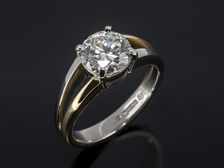 Ladies Solitaire Diamond Engagement Ring, Platinum and 18kt Yellow Gold Four Claw Split Shank Design, Round Brilliant Cut Diamond, 1.46ct, HI Colour, VS SI Clarity