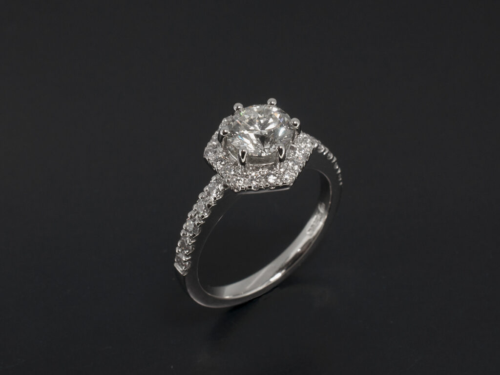 Round Brilliant Cut Diamond Engagement Rings Glasgow, Scotland