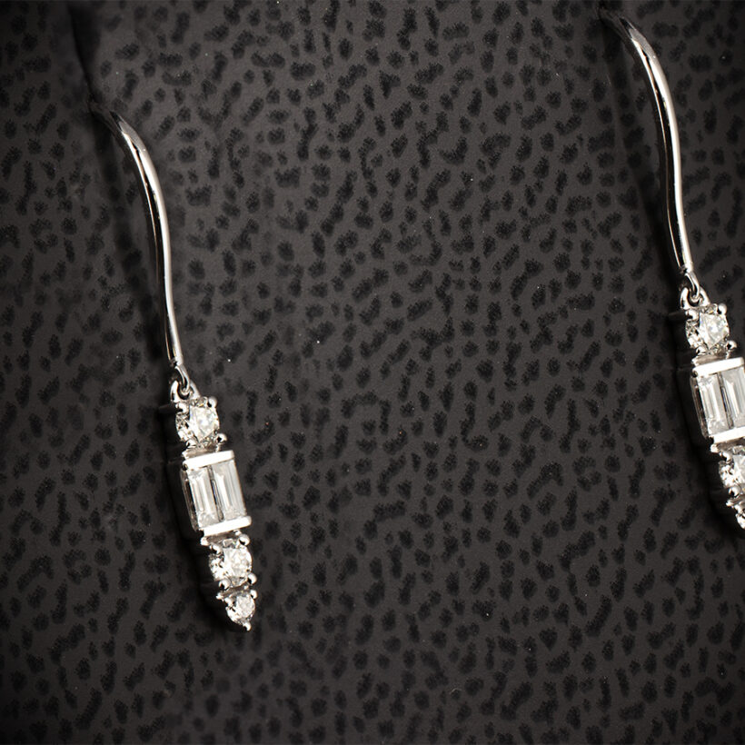 Art Deco Design Diamond Drop Earrings, 0.45ct, 18kt White Gold with Shepherds Hook Fittings