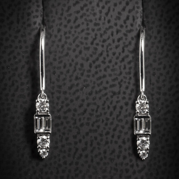 Art Deco Design Diamond Drop Earrings, 0.45ct, 18kt White Gold with Shepherds Hook Fittings