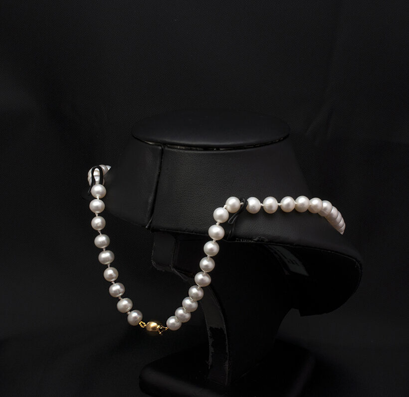 Ladies 8mm White Freshwater Pearl Strand Necklace with 18kt Yellow Gold Ball Clasp