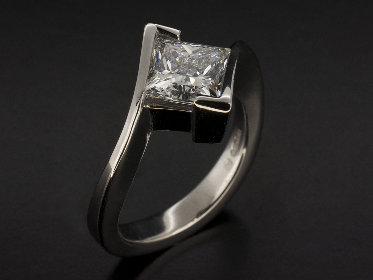 1.0 CT F/VS1 Princess Cut Lab Grown Diamond Engagement Ring – Rising Diamond