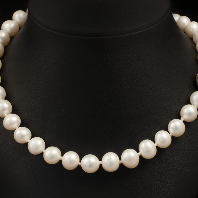 White Freshwater Pearl Necklace 9-10mm with 9kt Yellow Gold Locking Ball Clasp, 17.5 Inch