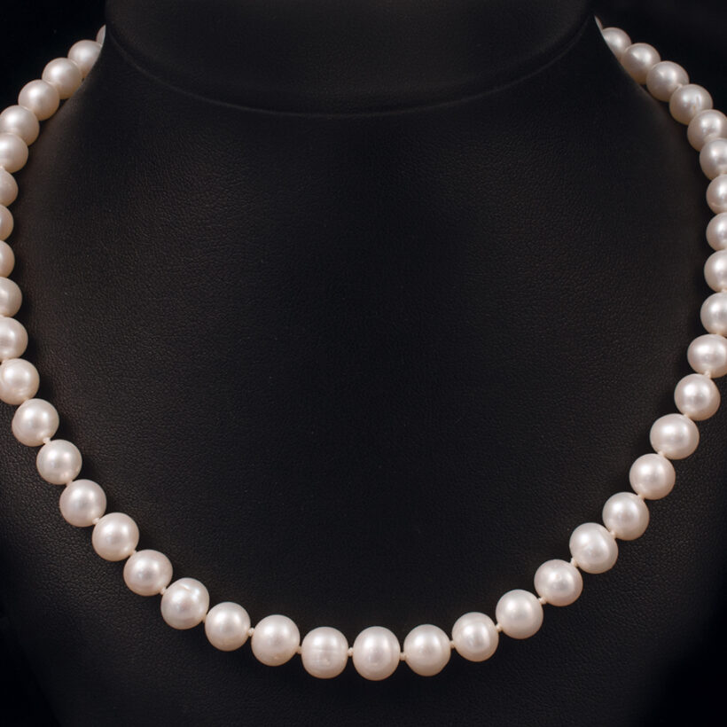 White Fresh Water Pearl Necklace with 18kt Yellow Gold Ball Clasp
