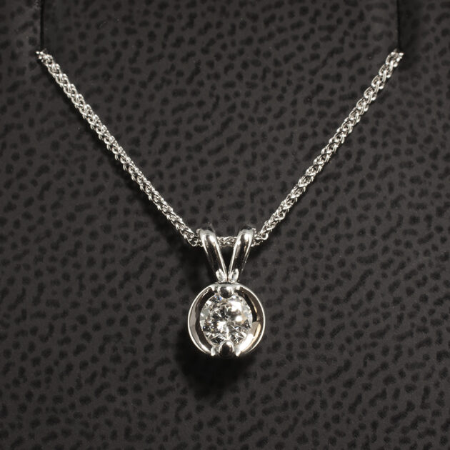 0.33ct Solitaire Diamond Claw Set Pendant in 18kt White Gold, Split Bale Detail