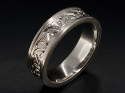 Gents Celtic Design Wedding Ring, Platinum 6mm, Brushed Finish Detail