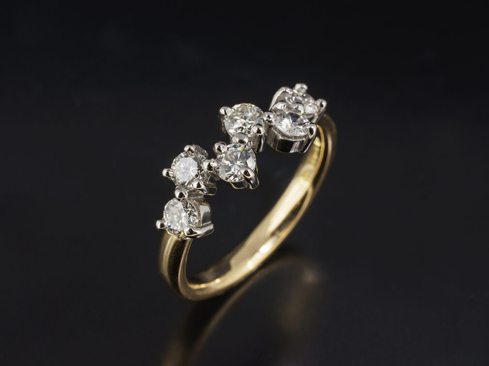 Round Brilliant Cut Diamond Engagement Rings Glasgow, Scotland