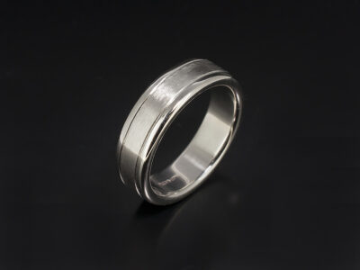 Gents Platinum Wedding Ring, 6mm Width, Grooved Lines Detail with a Contrasting Brushed & Polished Finish