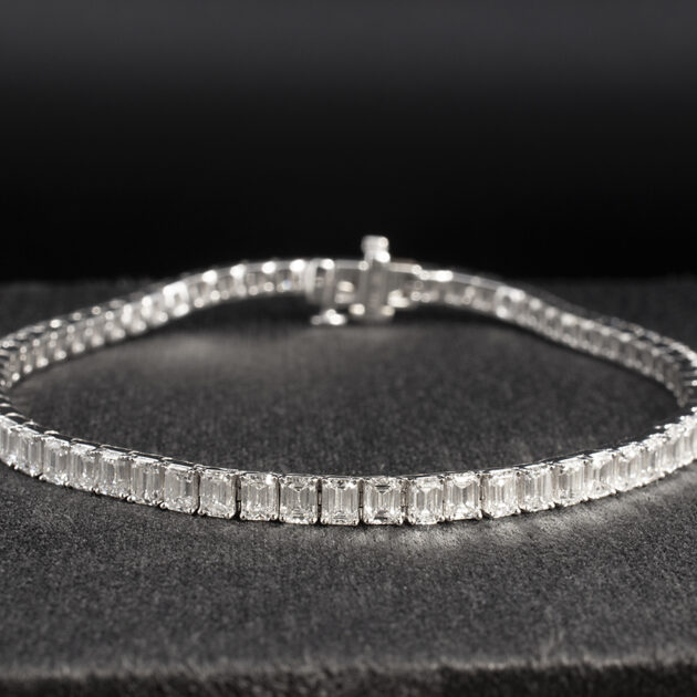 Emerald Cut Lab Grown 7ct Diamond Tennis Bracelet, Set in 18kt White Gold