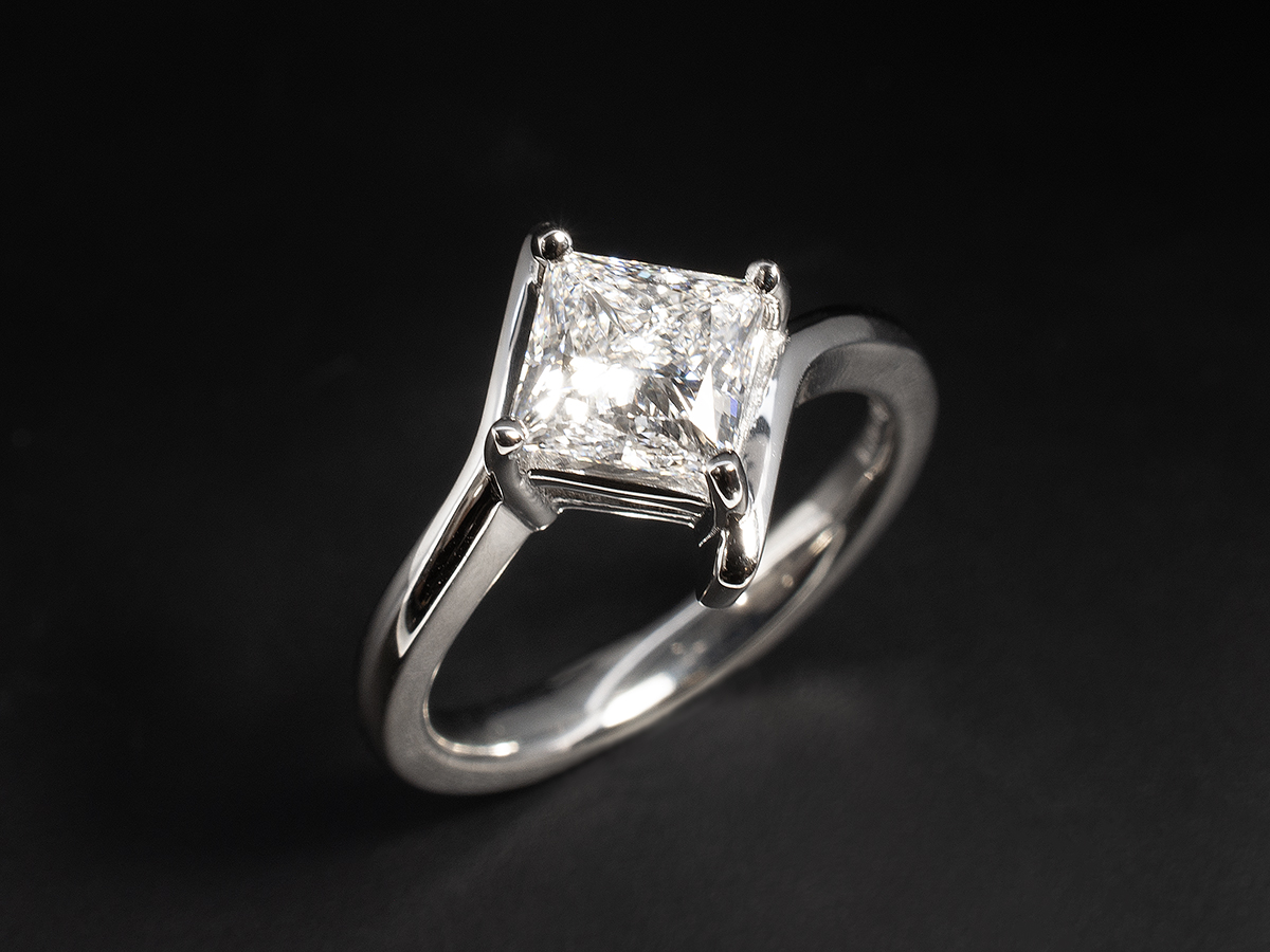 18ct White Gold Princess Cut Diamond Ring - 1/2ct - EXCLUSIVE - D1349 |  F.Hinds Jewellers