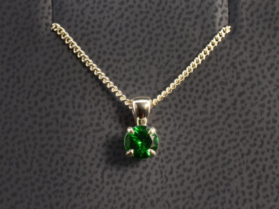 9kt Yellow Gold Tsavorite Pendant, 4 Claw Set Dingle Bale Design, Round Cut Tsavorite 0.73ct