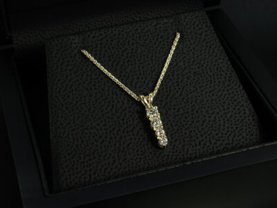 9kt Yellow Gold Multi Diamond Pendant, Claw Set Design in Horizontal Drop Design, Round Brilliant Cut Diamonds 0.45ct Total (4)