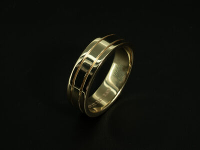 Gents Gold Wedding Band, 18kt Yellow Gold, Grooved Line Detail, 6mm Width