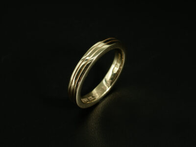 Ladies Gold Wedding Band, 18kt Yellow Gold Design, Grooved Line Detail, Polished Finish