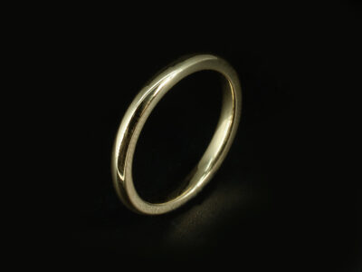Ladies Plain Polished Wedding Ring, 18kt Yellow Gold D Shaped Design, 2.2mm Width