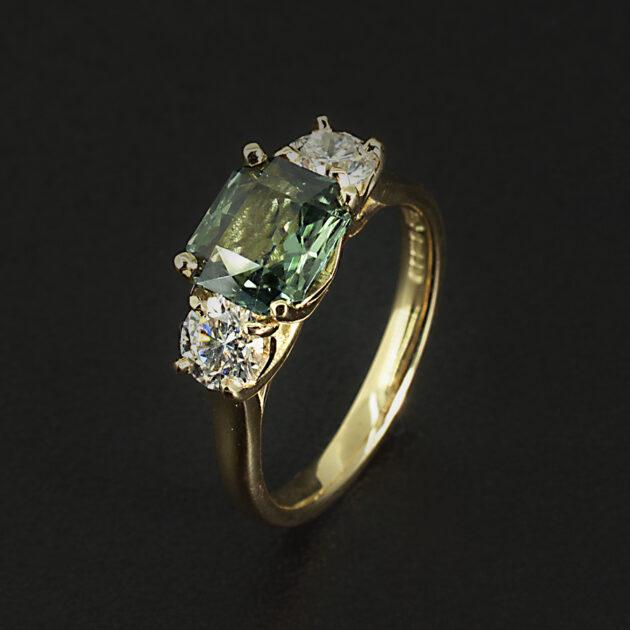 18kt Yellow Gold Teal Sapphire and Diamond Engagement Ring, Oval Cut Teal Sapphire 1.72ct, Round Brilliant Cut Diamond Sides